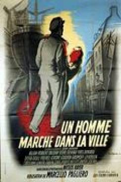 Un Homme marche dans la ville flemmix