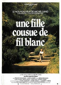 Une fille cousue de fil blanc flemmix